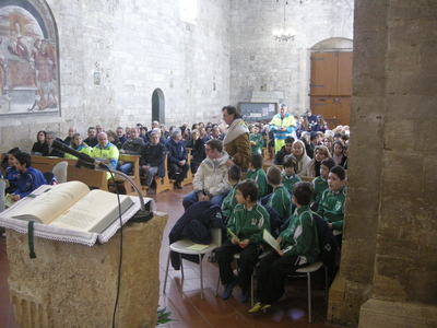 MessaDelleAssociazioni FotoInChiesa 08dic2014 005 400px